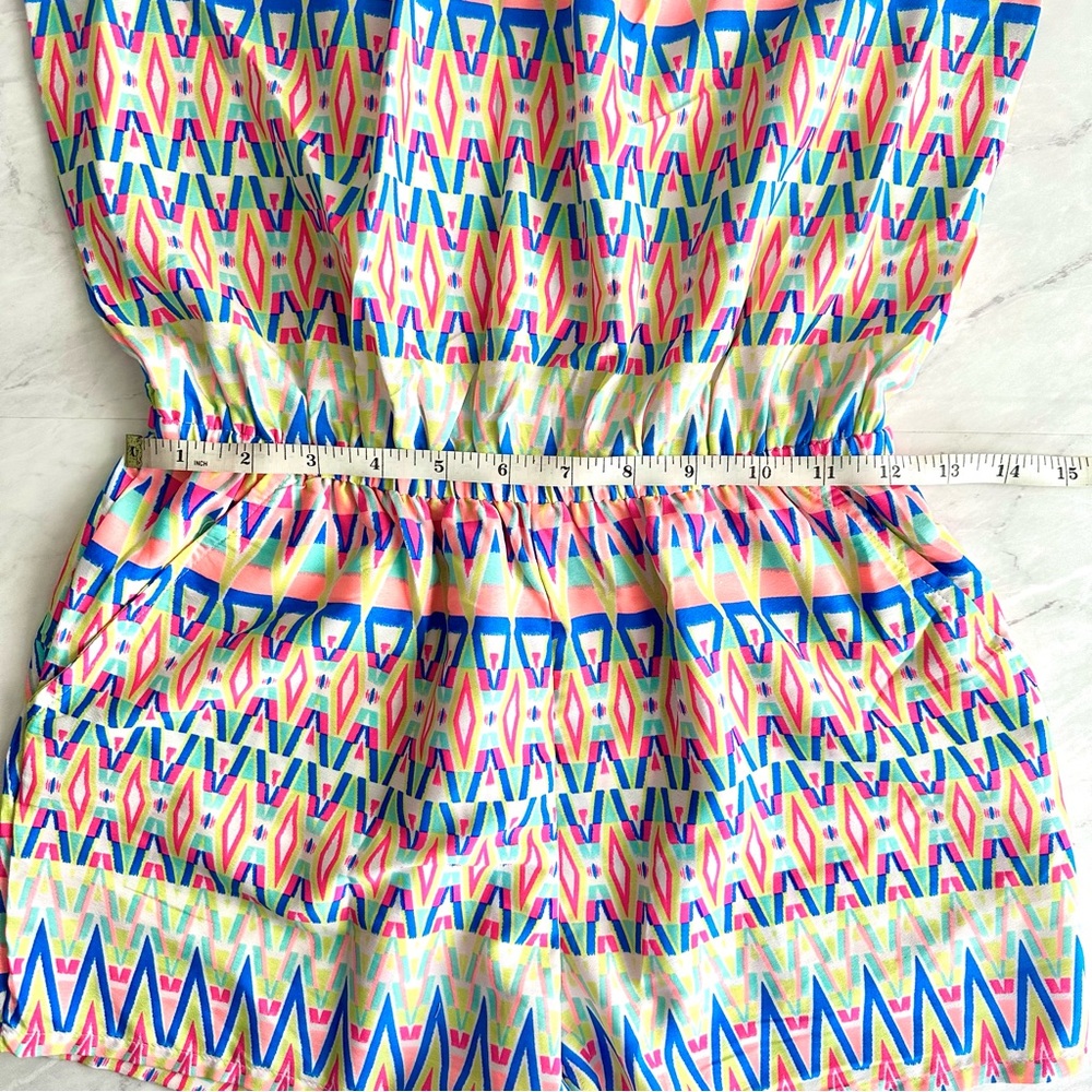 Colorful Geometric Romper Size XS - Picture 11 of 15